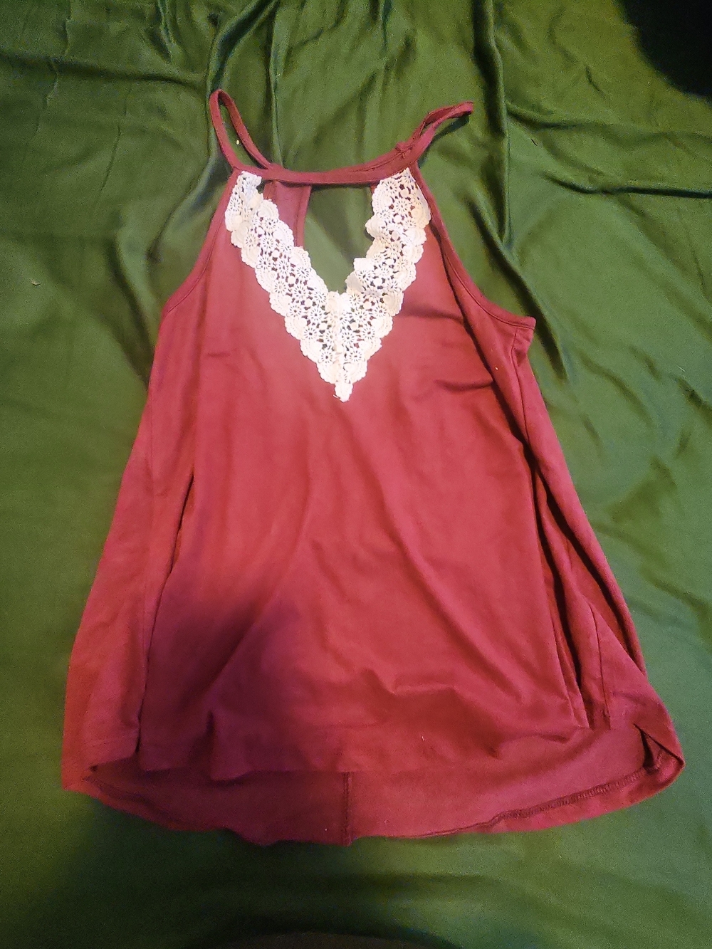 Rue21 Burgundy Tank Top with White Crochet V-Insert
